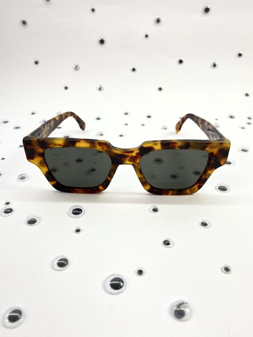 occhiali da soleacetato